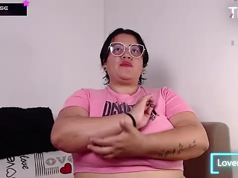 ScarlettQueen 1 online show from March 9, 6:00 pm