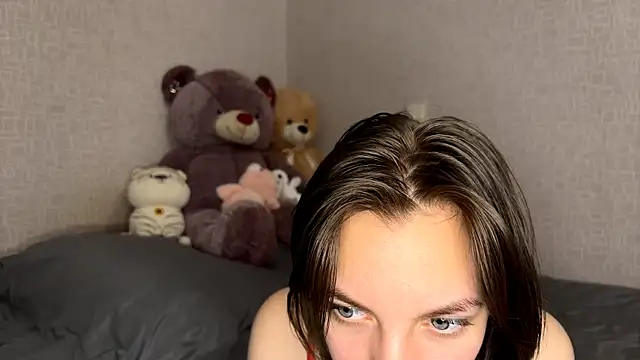 YangReifer online show from April 23, 7:49 pm