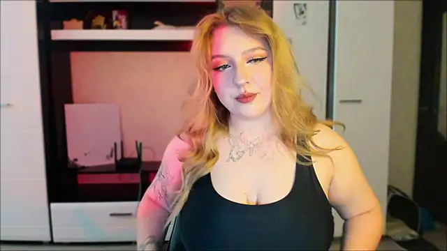 EllieQuttie online show from March 5, 3:08 pm