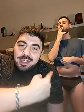 bear skinny online show from March 5, 1:45 am