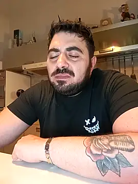 bear skinny online show from March 16, 11:19 pm