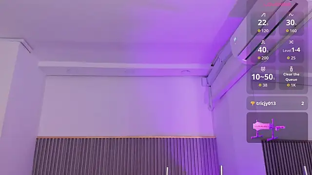 ashvalentine  online show from April 24, 7:49 pm