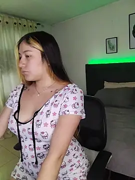 samanthachop online show from April 25, 2:36 pm