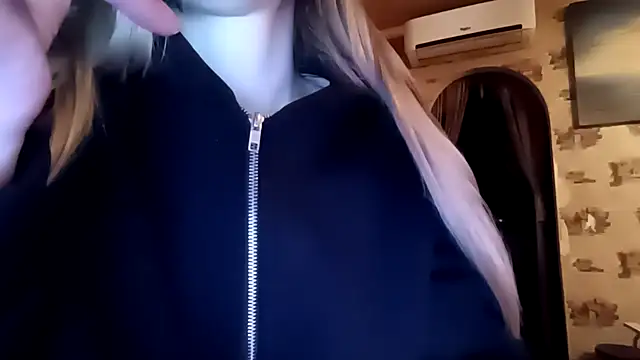 pinkpinkpinkpinkdoll online show from April 26, 9:23 pm