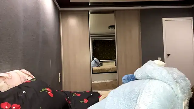 HousedMud online show from April 26, 8:06 pm