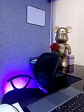 jaade doll online show from March 4, 2:45 pm