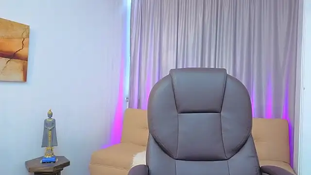 Thalia parkerr  online show from April 23, 12:29 pm