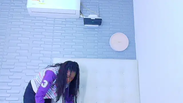 pervert shydoll1 online show from April 17, 3:30 am