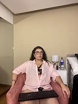 AlmaraRouge online show from April 23, 8:11 pm