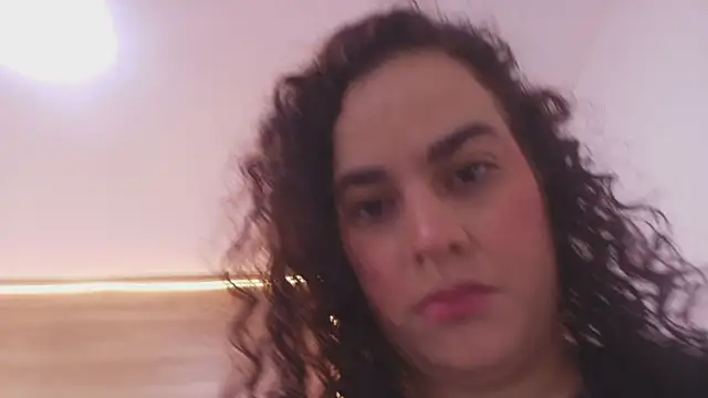 kiara lp online show from April 22, 3:03 am