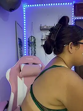 michellesexxxy3 online show from July 10, 7:53 am