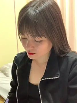 Little Muse78 online show from April 29, 10:29 am