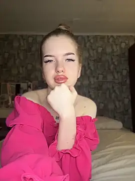 KayShaw online show from April 28, 2:27 am