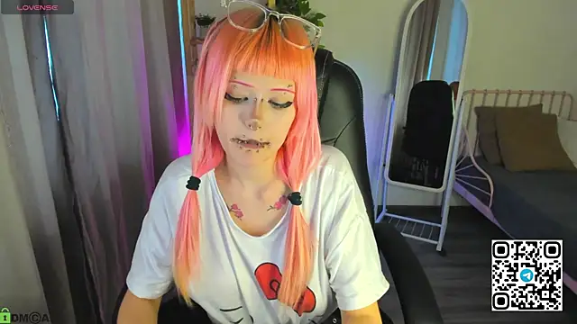 Necucuby online show from April 18, 8:06 am