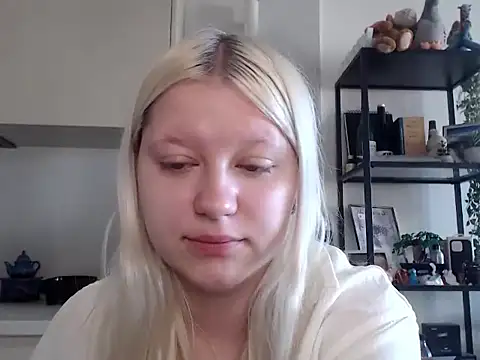 LenaSecret19 online show from April 27, 5:37 am