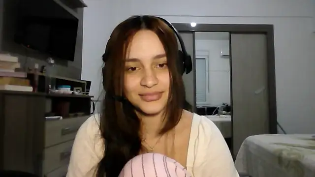 Willowlk online show from April 28, 2:27 am