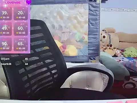 ZinaZz online show from March 11, 5:44 am