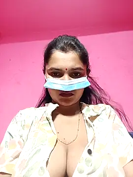 Sexy Sonniyaa online show from April 26, 7:00 pm