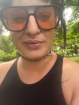 Xlilli69X online show from April 22, 11:07 am