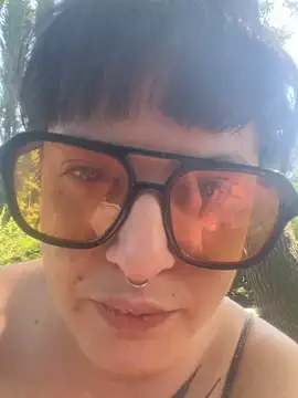 Xlilli69X online show from April 25, 1:41 pm