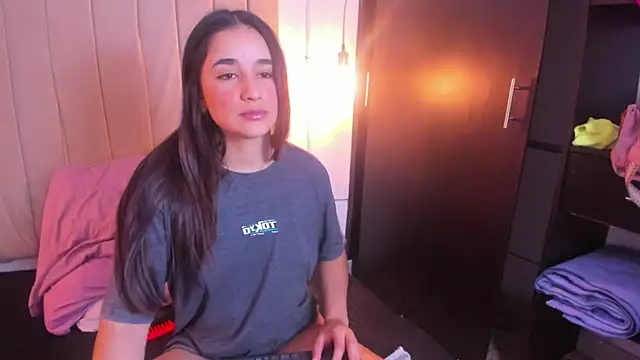 karina foxi online show from April 26, 1:42 pm