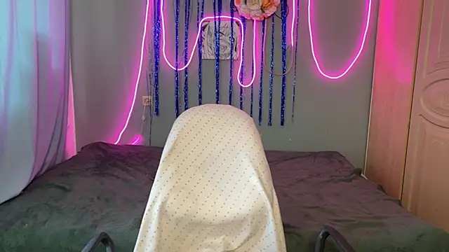 MariaSakura online show from April 24, 6:49 am