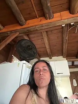 Geovana blan online show from April 25, 1:14 pm