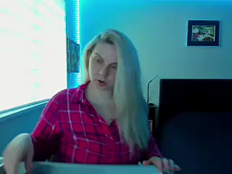 callme iva online show from March 20, 6:13 pm