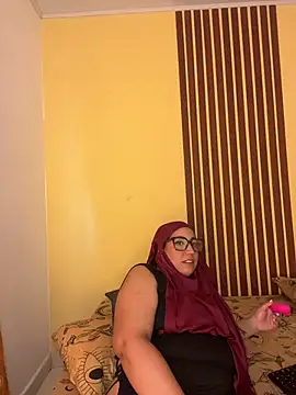 Chandra Yusef online show from April 22, 5:10 pm