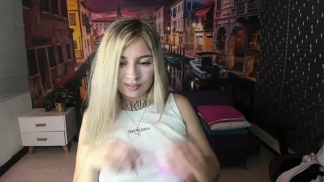 Tamaraa velez online show from April 16, 9:03 pm