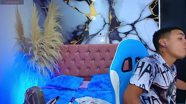 Ariatna Andy online show from April 21, 9:00 pm