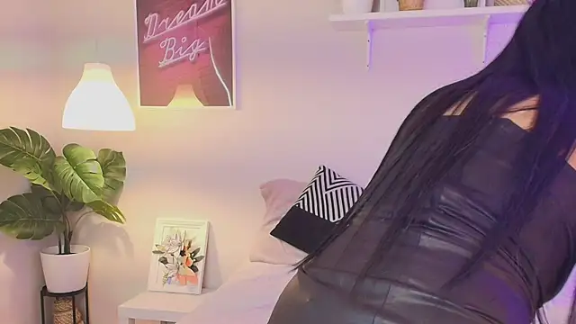 Jade-Naughty online show from April 28, 8:02 pm