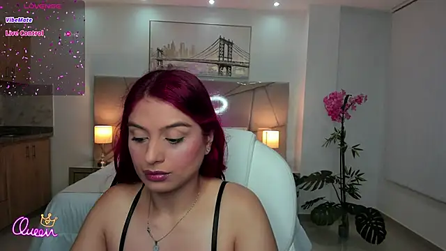 Raven-reyess online show from April 23, 9:06 pm