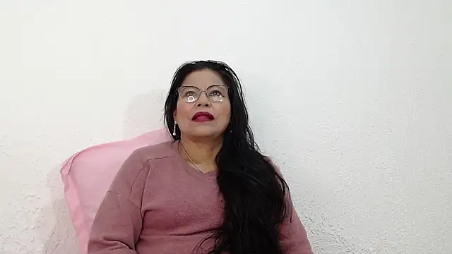 sexxylatinx1 online show from April 25, 3:42 pm