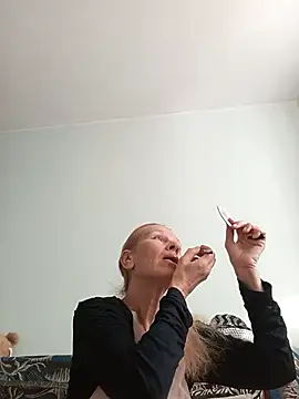 ViktoriaSexi1 online show from April 26, 4:43 am