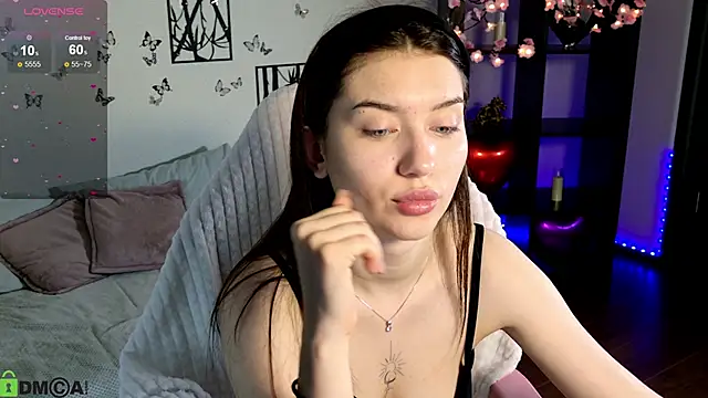 Sugar Kitten12 online show from June 8, 1:28 am