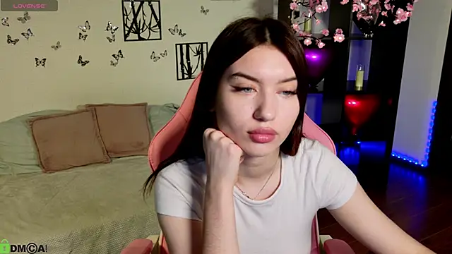 Sugar Kitten12 online show from April 25, 1:08 am