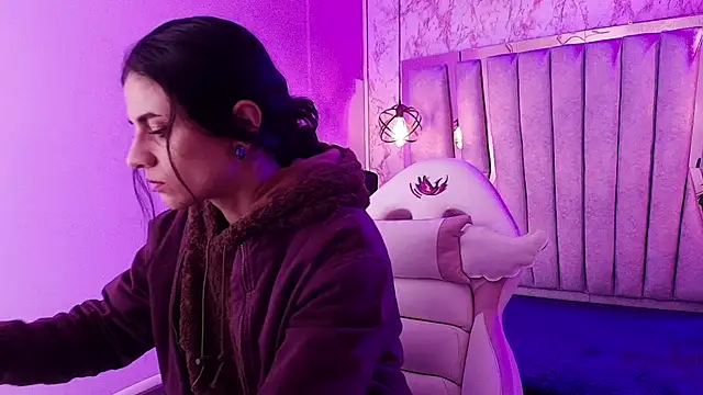 Mystical meteor online show from April 20, 7:50 pm