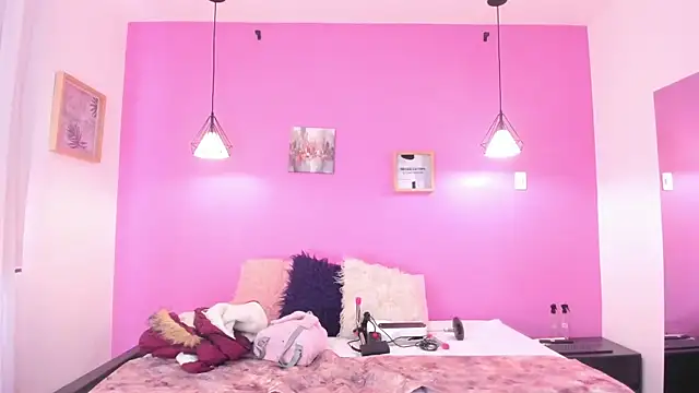 liapinket online show from April 13, 12:28 pm