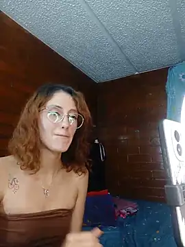 susanhottie1 online show from May 16, 1:19 am