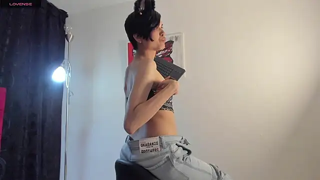 Camilaladysmith online show from March 21, 9:53 pm