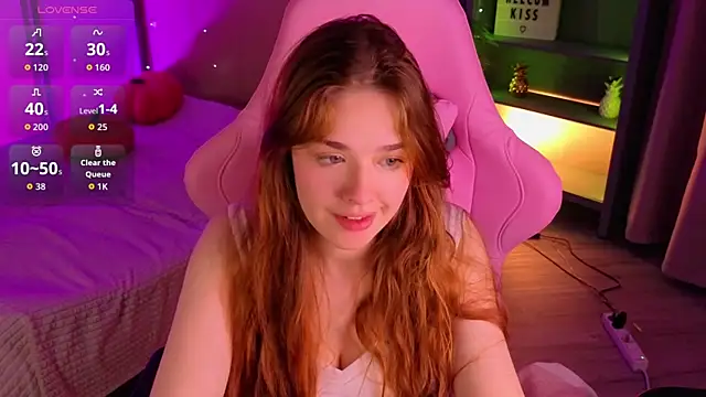 TiffanyVex online show from April 28, 3:49 pm