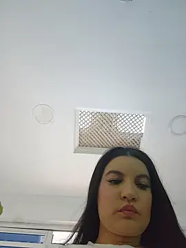 Pretty Julieta online show from April 27, 9:56 pm