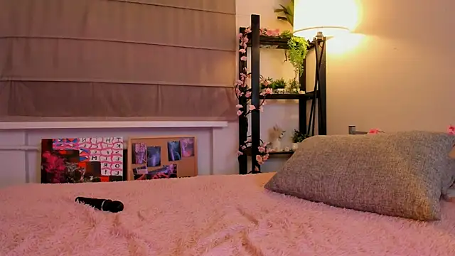 DaisyPillow online show from June 6, 9:43 pm