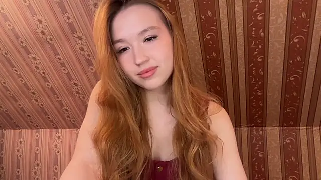 Anne Blossomm online show from May 2, 5:49 pm
