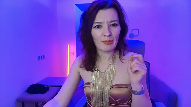 Bonnie Naughtyy online show from April 27, 5:43 pm