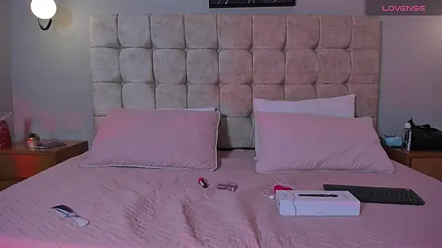 Katty cute19 online show from April 24, 3:53 am