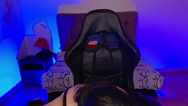 Namiko Park  online show from March 11, 9:39 pm