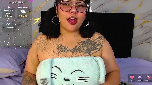 scarletth jhonsom1 online show from April 26, 12:36 pm