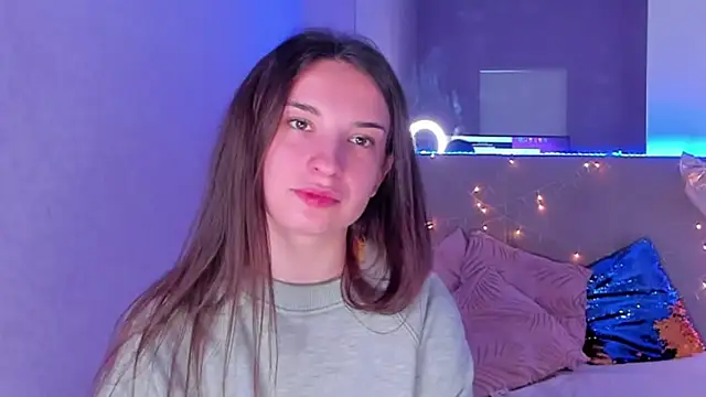 JosephineRows online show from March 16, 1:26 pm